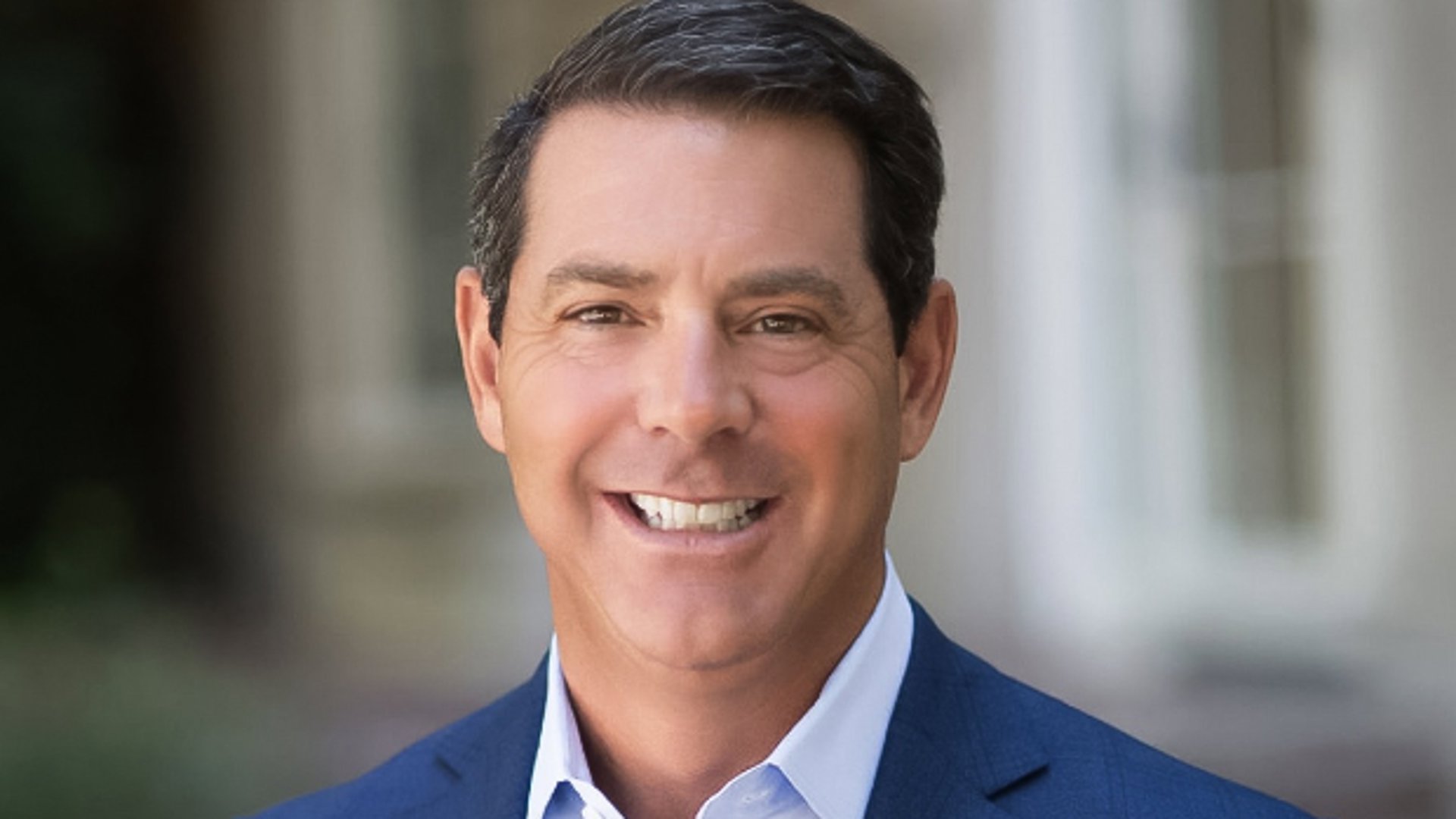 Multimiljonair Joe Popolo is vanaf vandaag de nieuwe Amerikaanse ambassadeur in Nederland