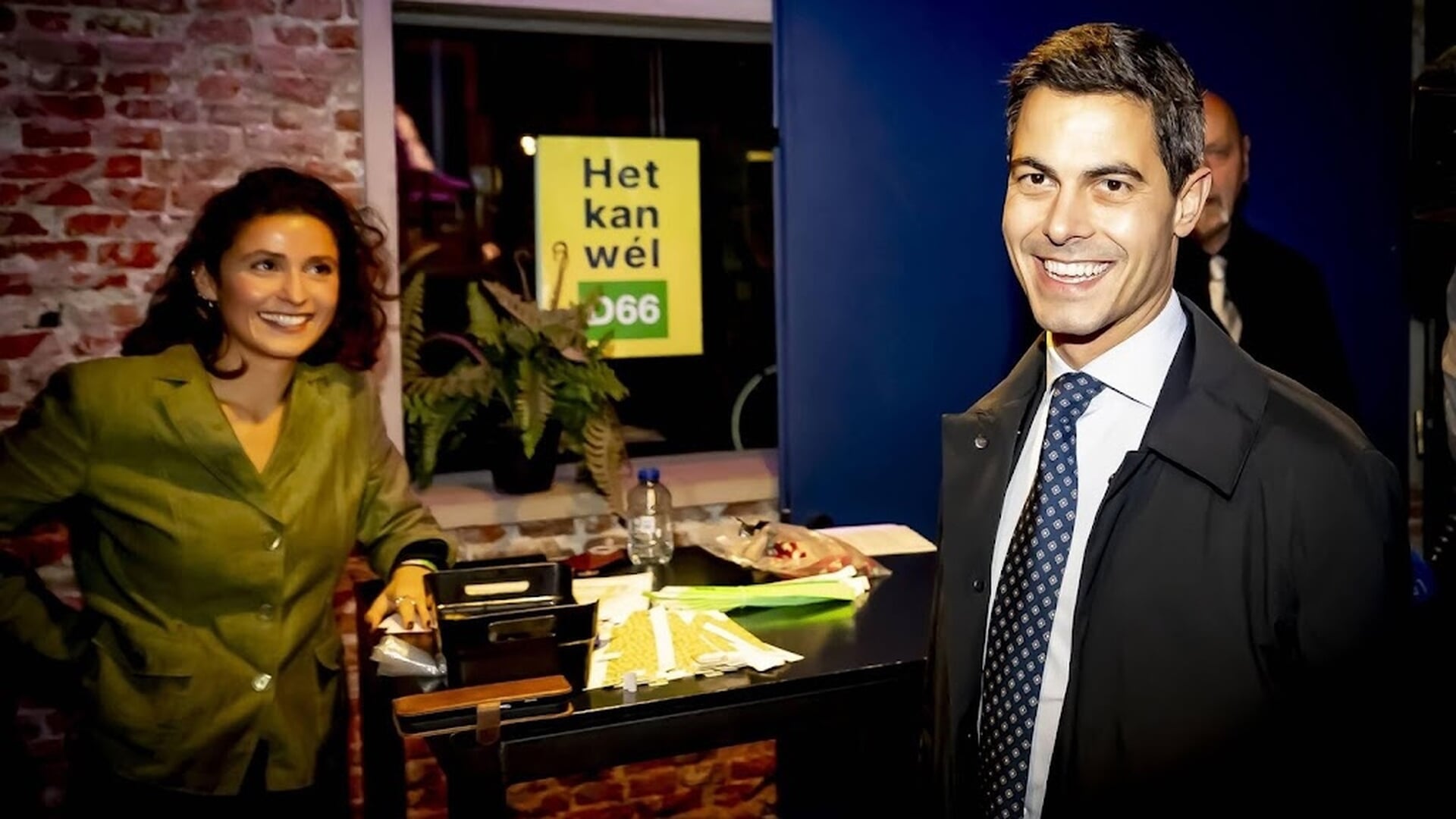 Exitpoll Ipsos: D66 wint met 27 zetels, PVV tweede met 25 zetels