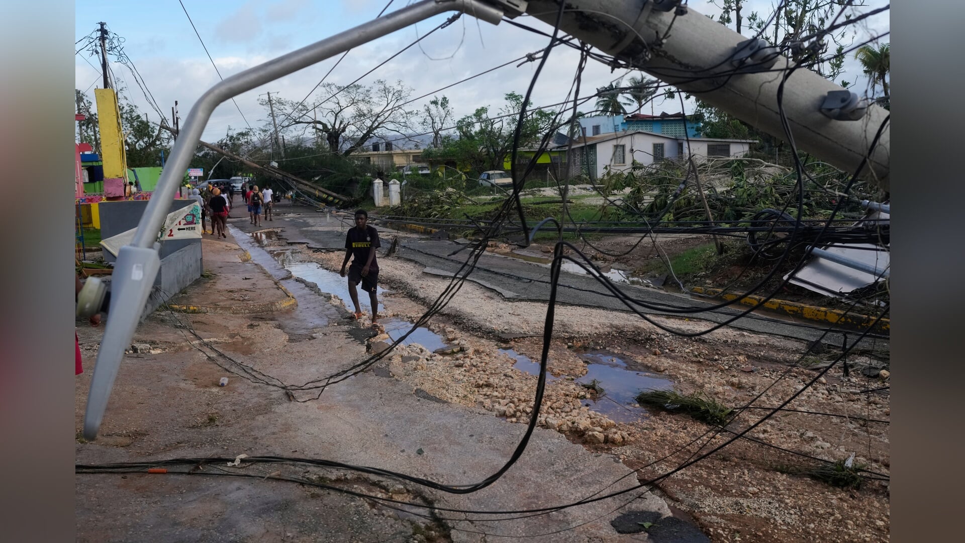 Jamaica tot rampgebied verklaard na doortocht orkaan Melissa
