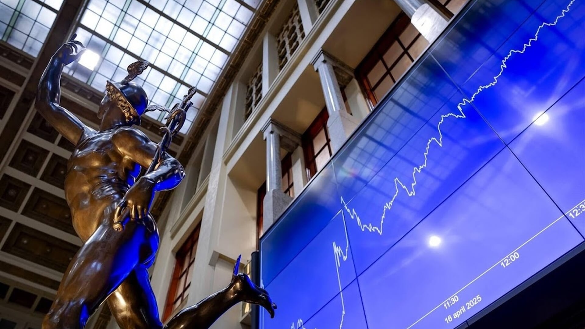 Amsterdamse AEX-index sluit beursmaand oktober met verlies af