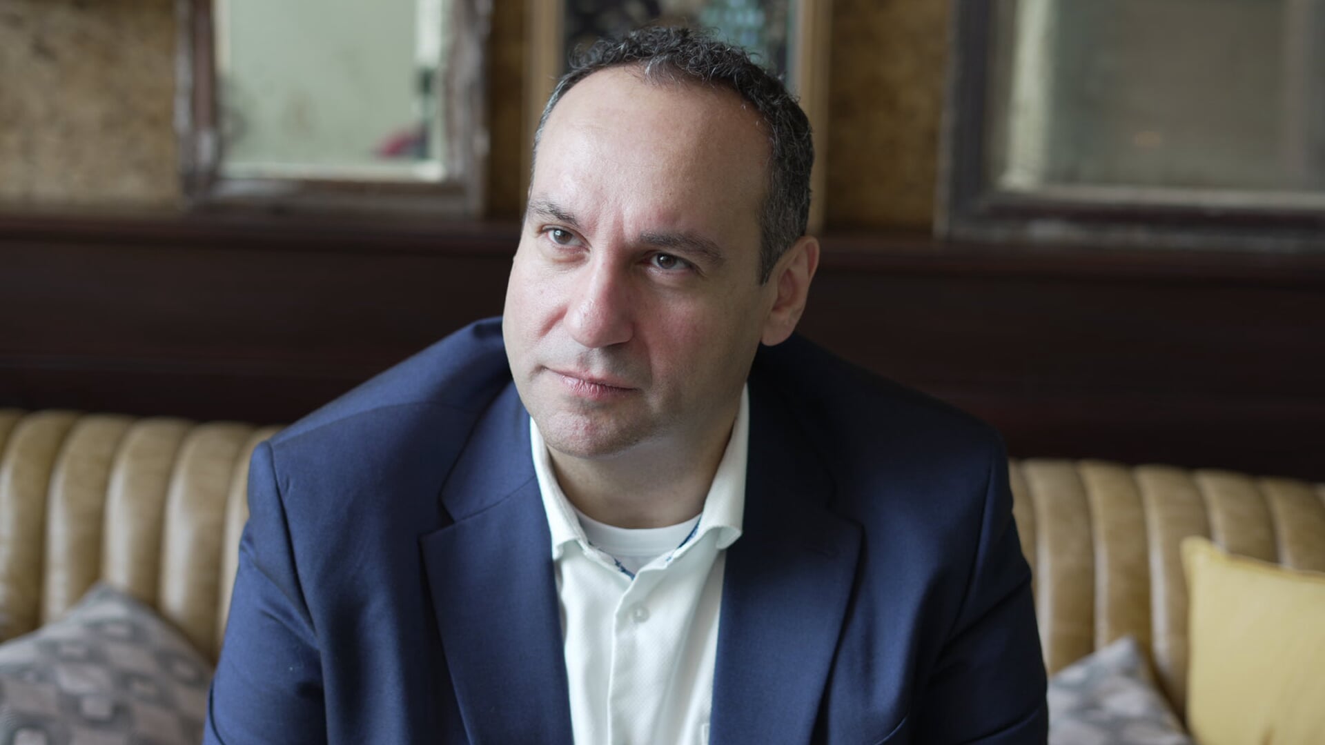 Joseph uit Helmond beschermt Vaticaan tegen hackers. ‘Ik zie de paus videobellen met zijn broer’