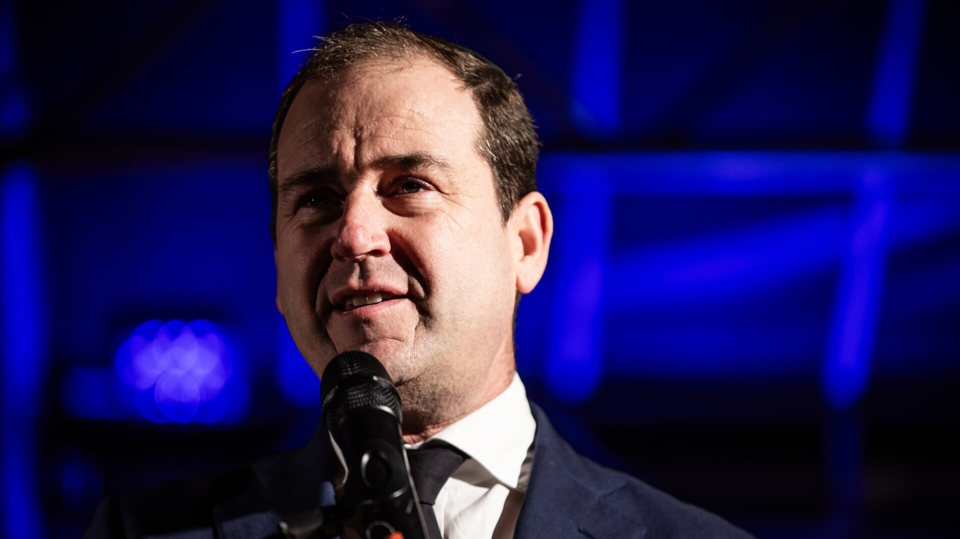 Toezichthouders FNV verzoeken rechter om ledenparlement buitenspel te zetten