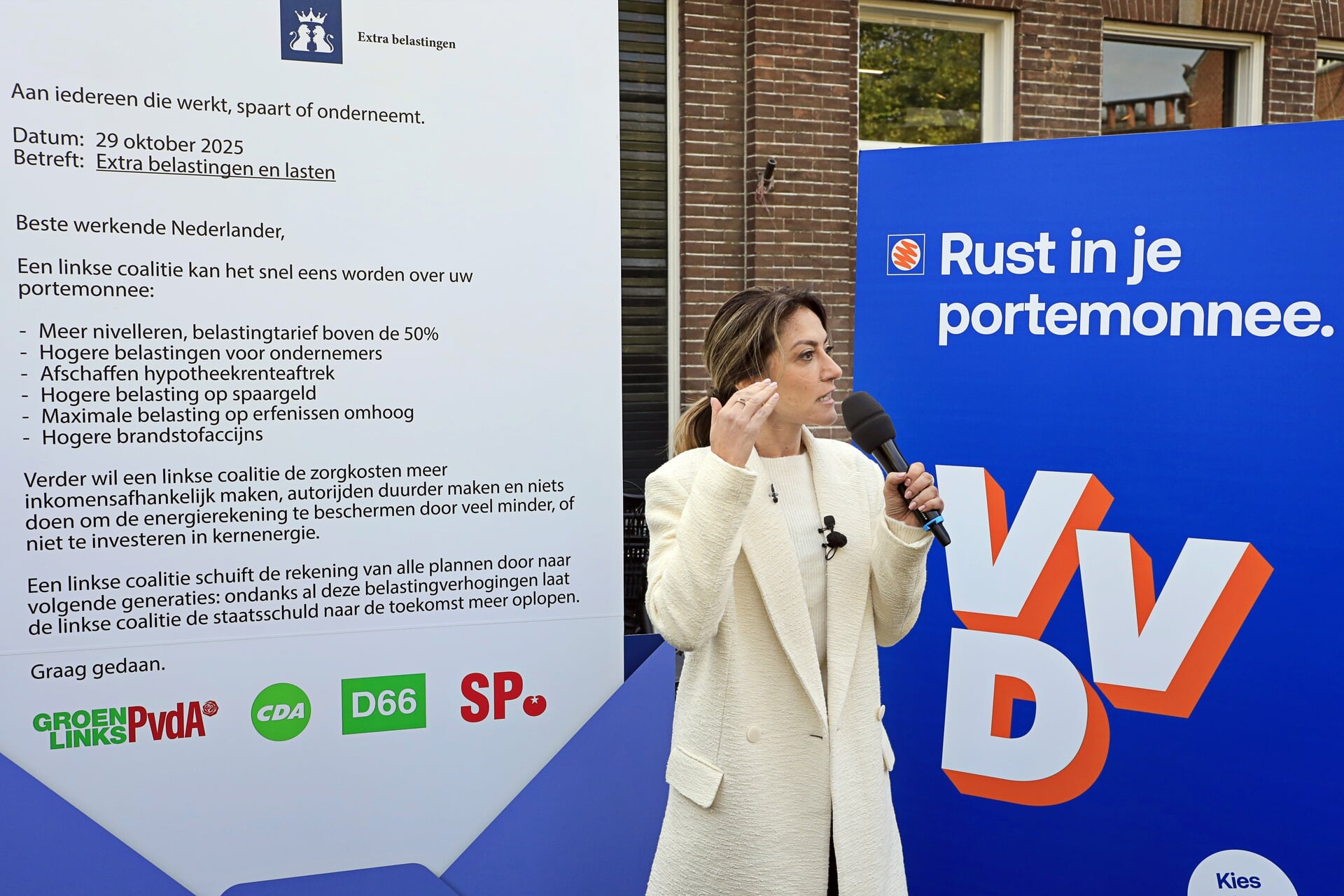 Financiële situatie VVD nijpend: bestuur overweegt eigen politici te verplichten deel salaris af te staan
