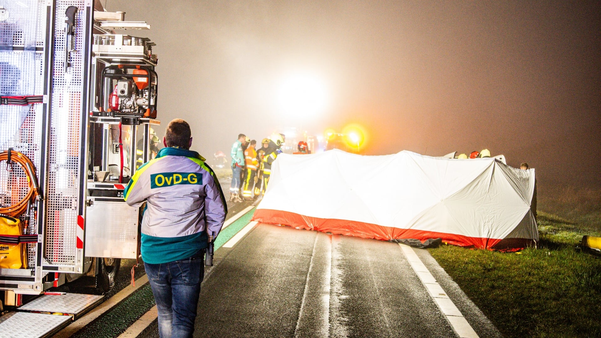 Frontale botsing op N351 bij Makkinga tijdens dichte mist