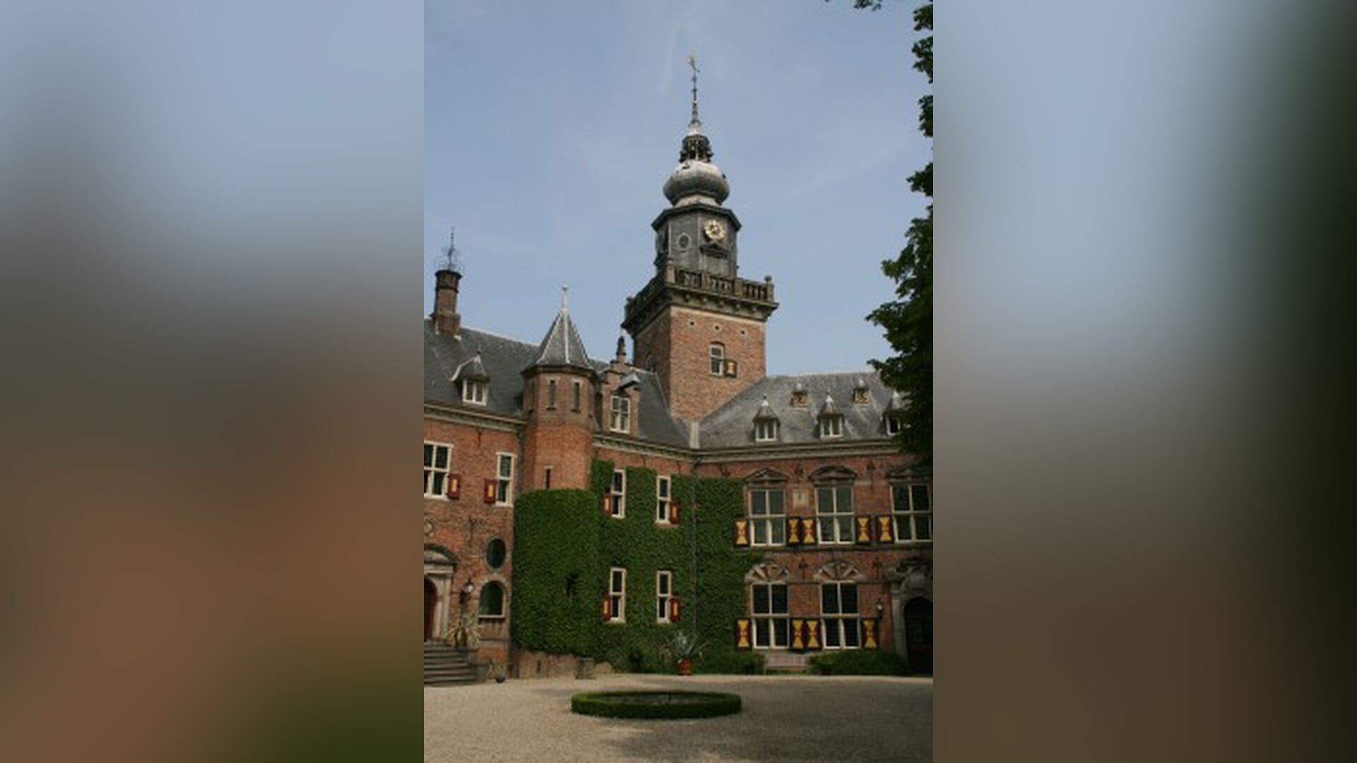 Restauratie klokkentoren Kasteel Nijenrode van start