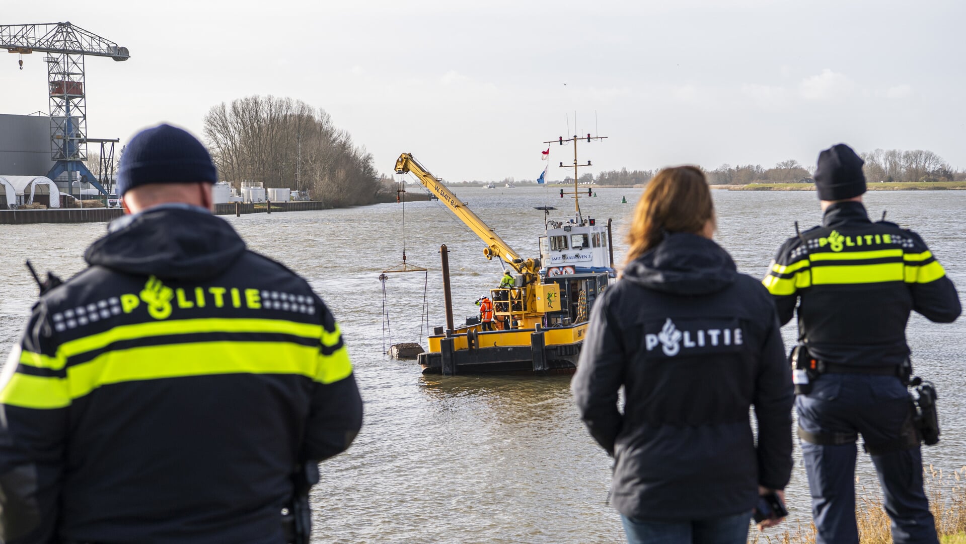 Autowrak Uit De Lek Bevat Stoffelijk Overschot Vermiste Inwoner ...