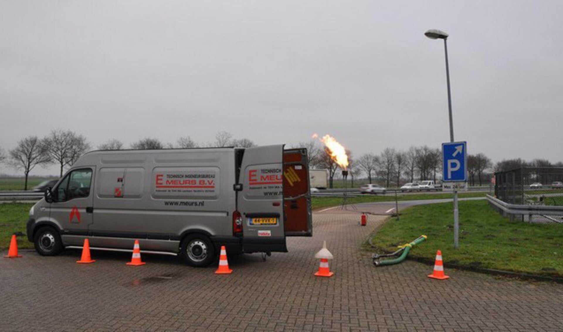 Meldkamer overspoeld met telefoontjes na affakkelen gas bij tankstation A32