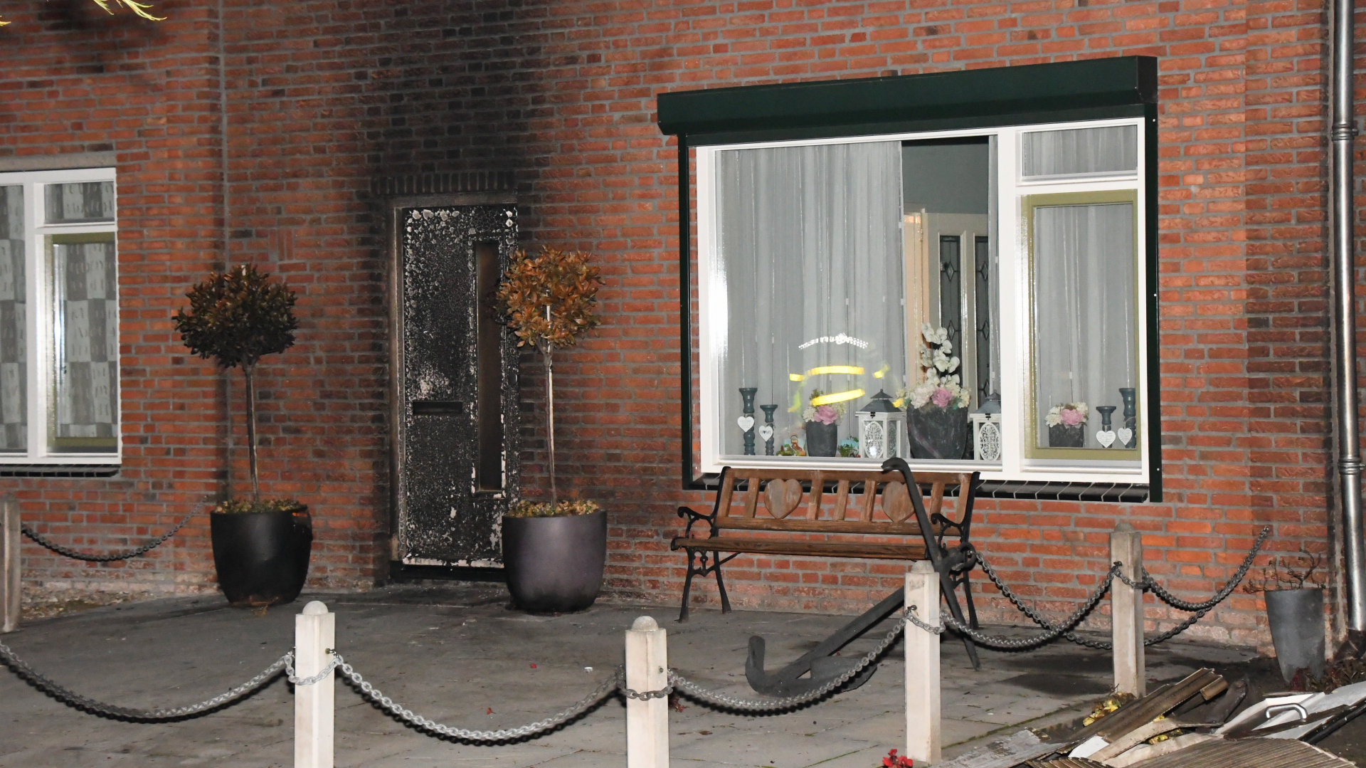 Twee-explosies-in-twee-nachten-aan-de-Bloemenlaan-in-Sint-Maartensdijk-