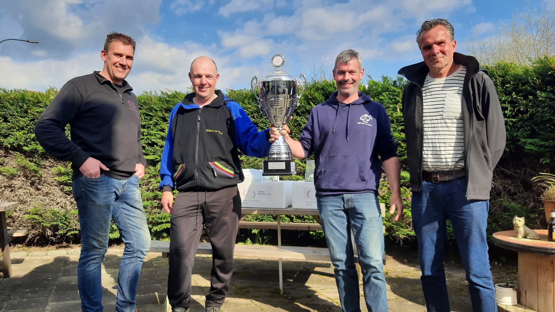 130 vissers strijden zes uur lang om felbegeerde Biodone Supercup | Al ...