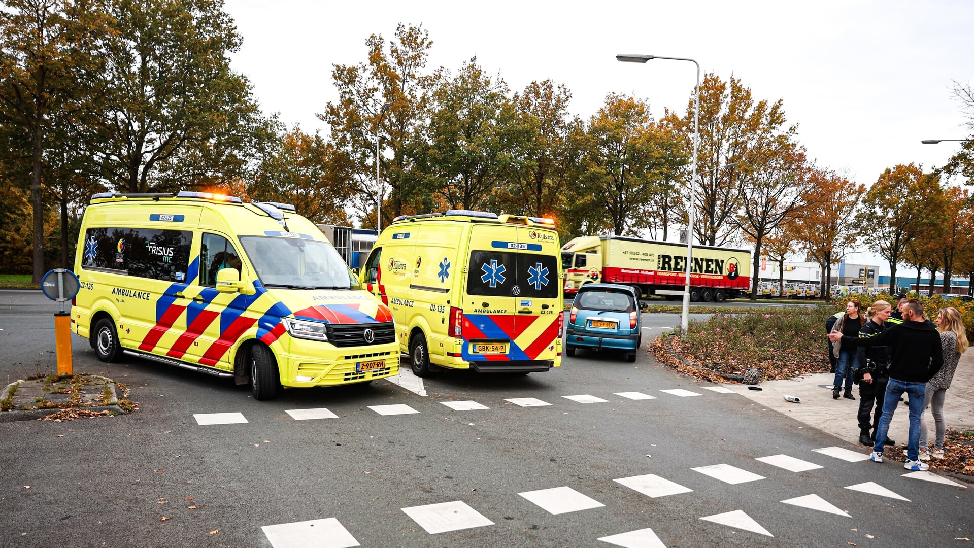 Fatbiker en auto in botsing op kruising in Drachten