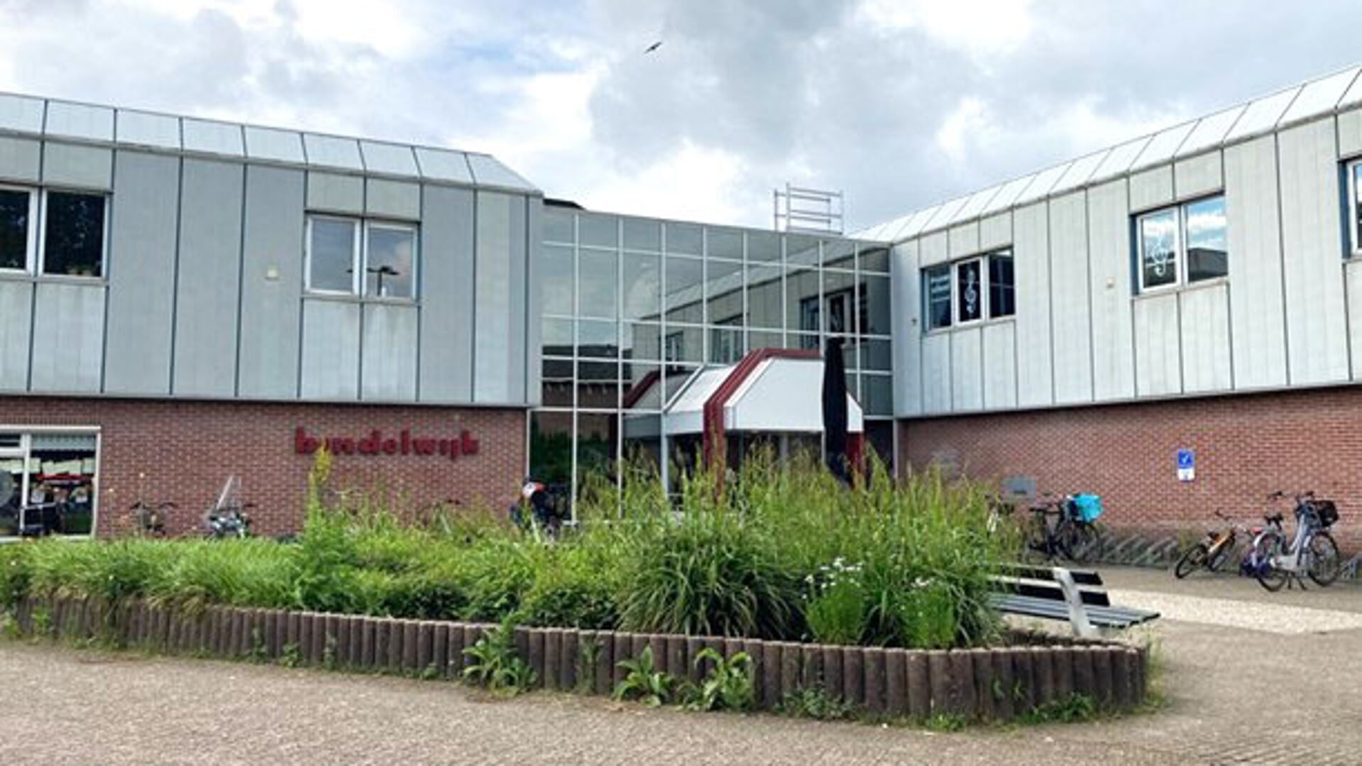 Kleedjesmarkt in De Bindelwijk