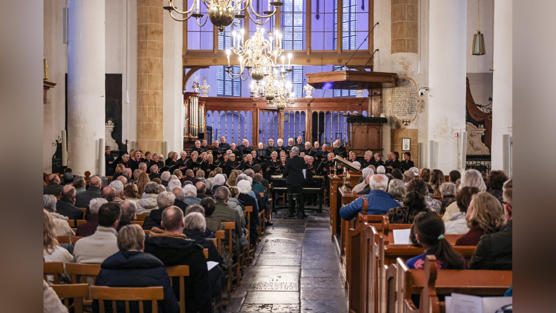 45 jaar op weg met koor Rafidim