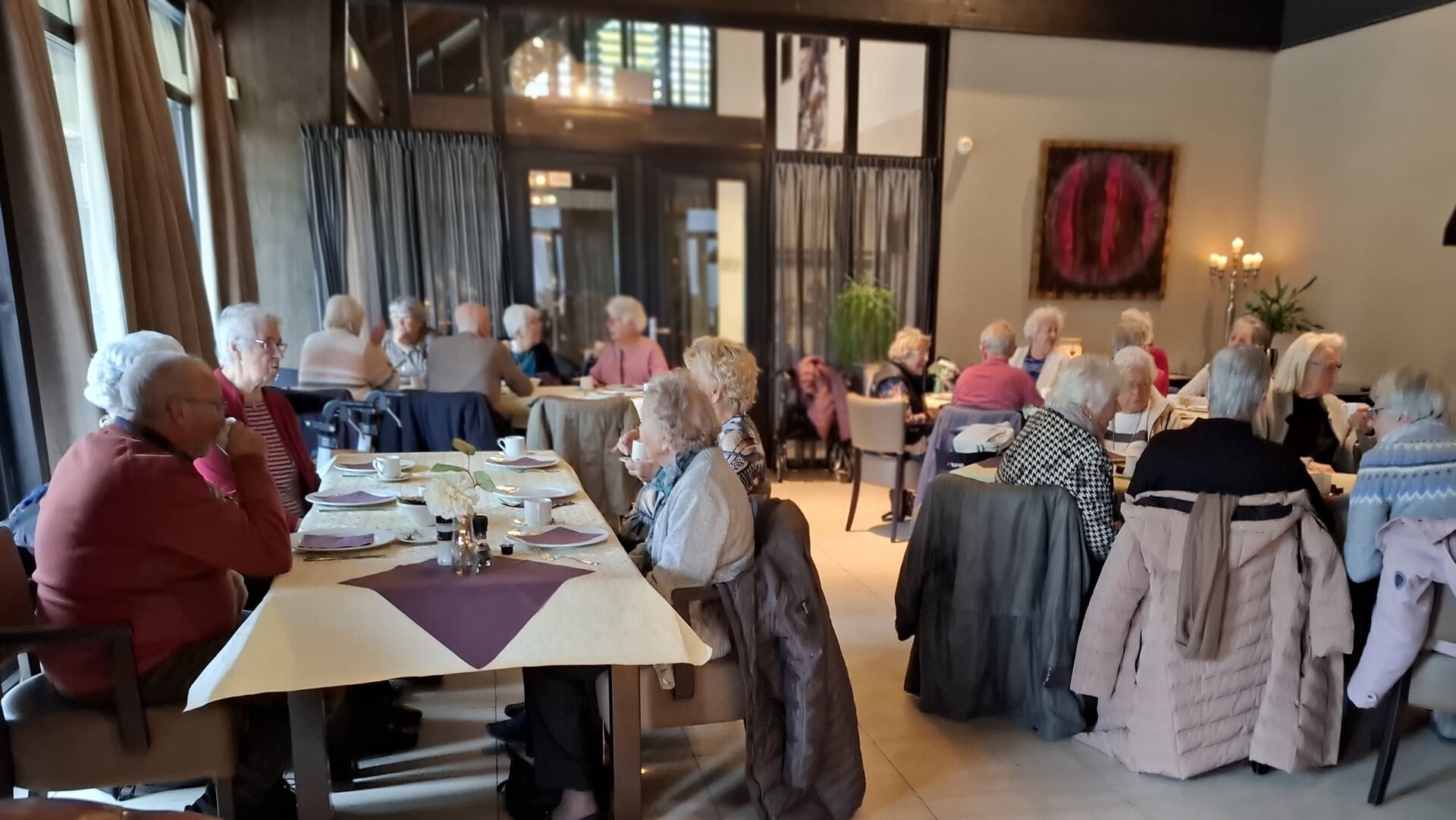 Stamppotreisje voor Ouderkerkse Zonnebloemers