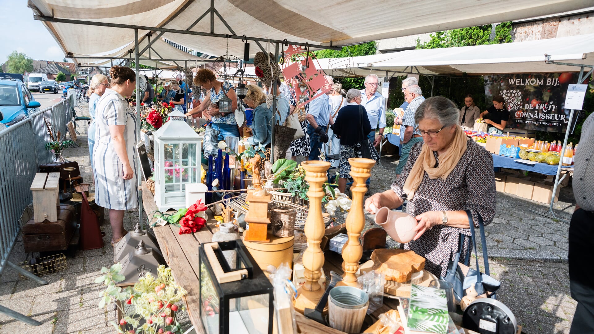 Rommelmarkt in Leerbroek brengt ongeveer 22.000 euro op