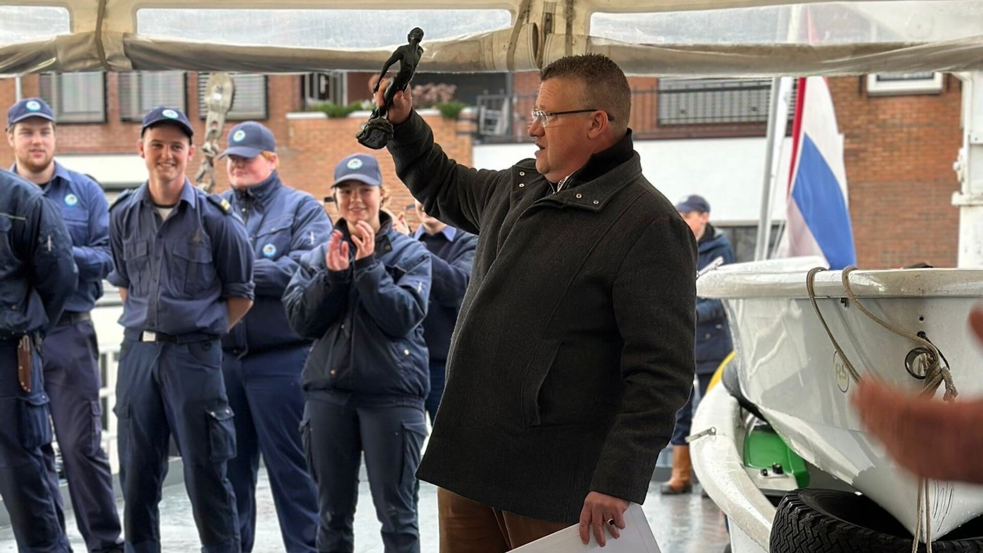 Zeekadetkorps Urk wint ‘Onze vloot-prijs’: zeekadetten door organisatie geprezen voor uitzonderlijke