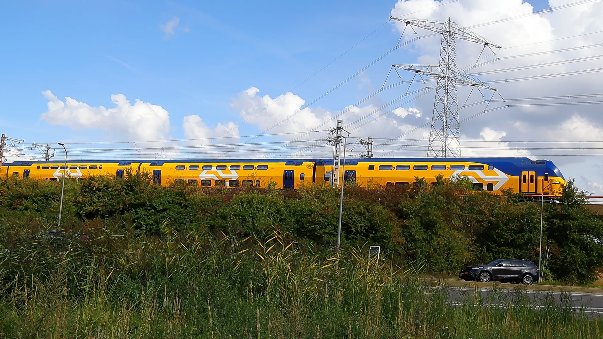 Geen treinen rond Utrecht en Amsterdam, Schiphol slecht bereikbaar