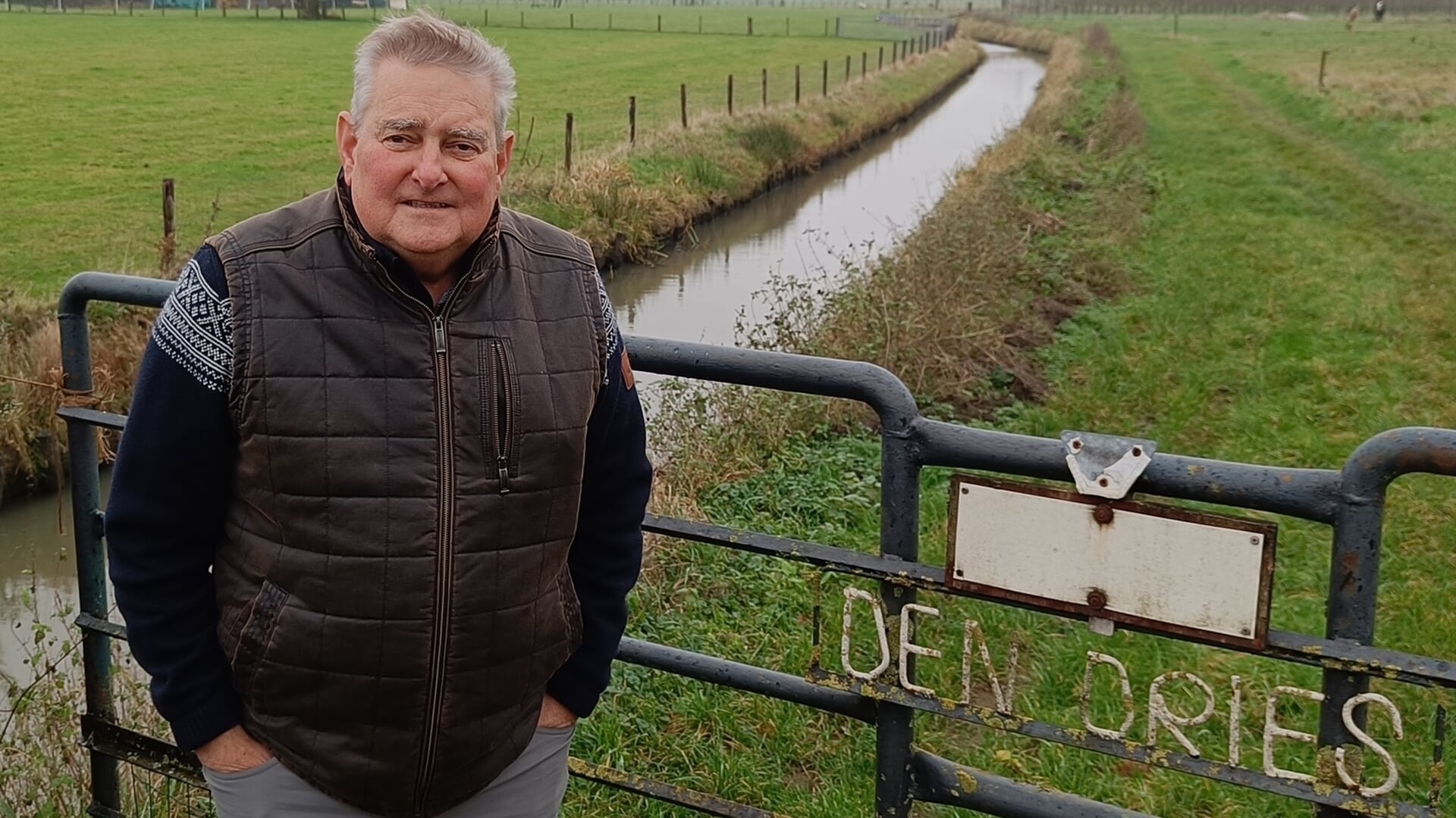 Neef John Love bezoekt in Asch crashplek oom Jerry McDonell | Al het ...