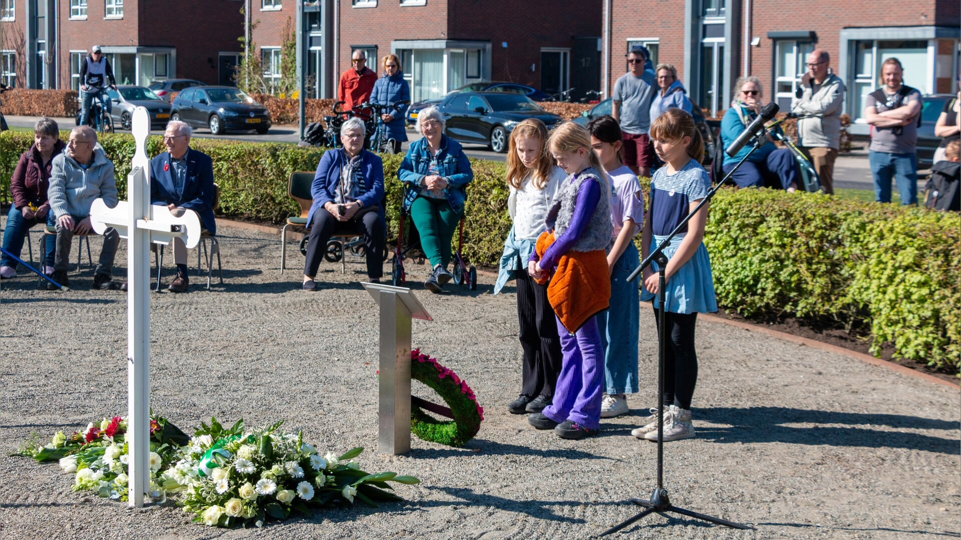 Herdenkingen in Leesten en Warnsveld