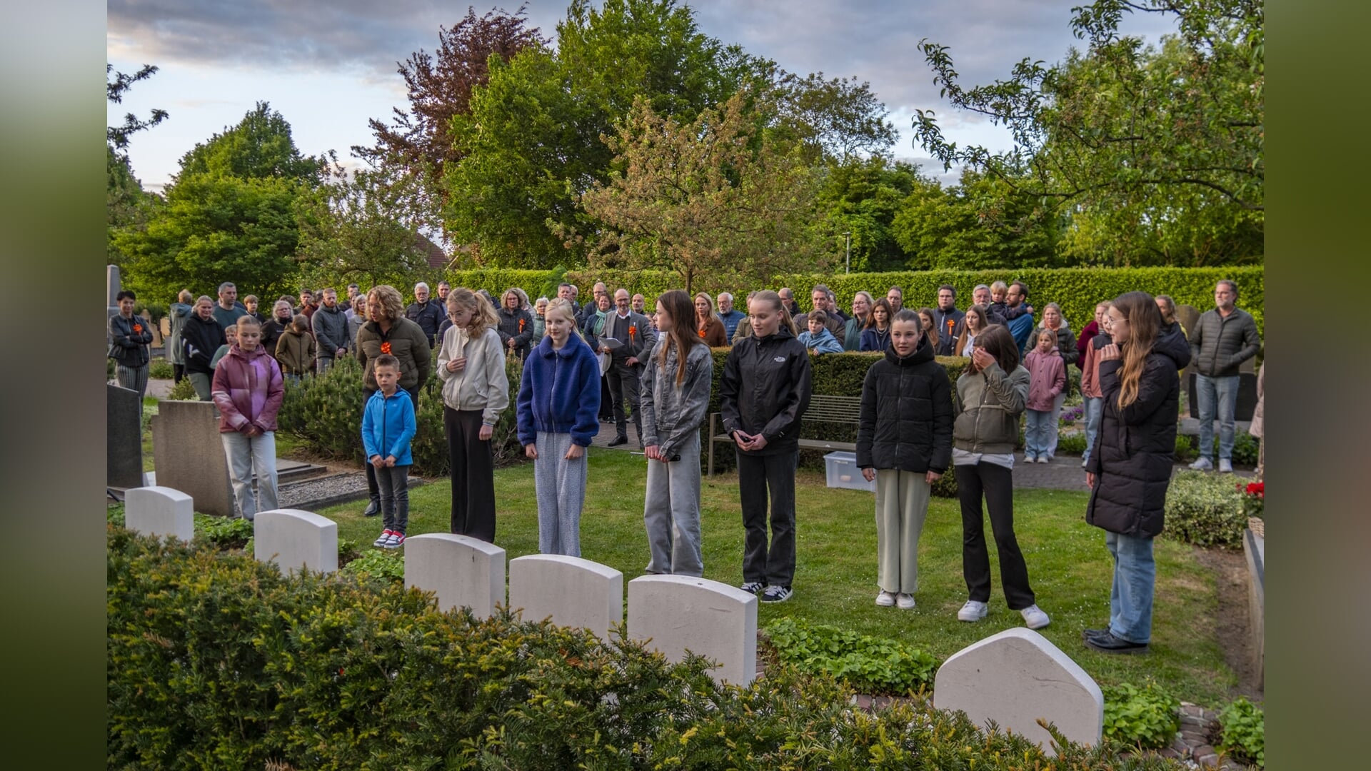 Indrukwekkende Dodenherdenking met jaarthema ’80 jaar vrijheid’