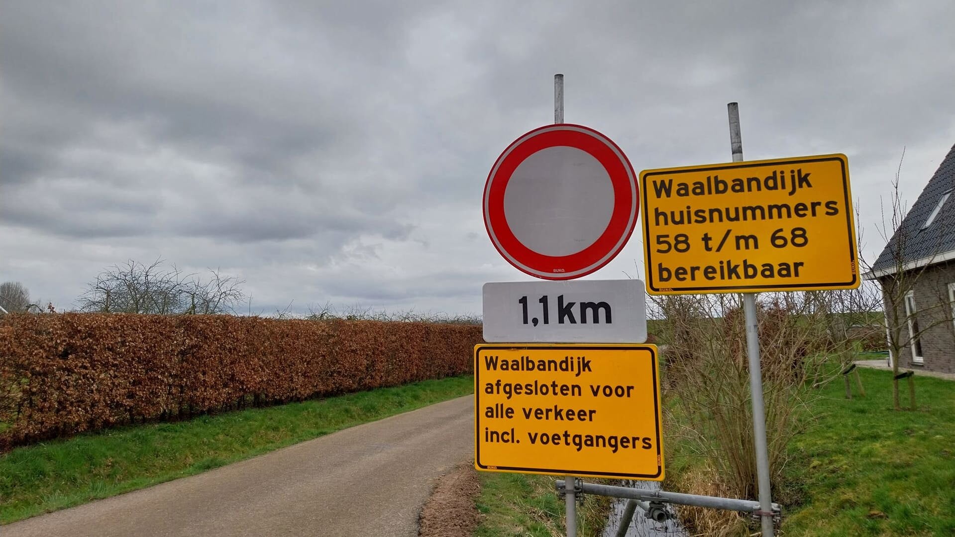 Onrust in Heesselt: maar één weg uit het dorp