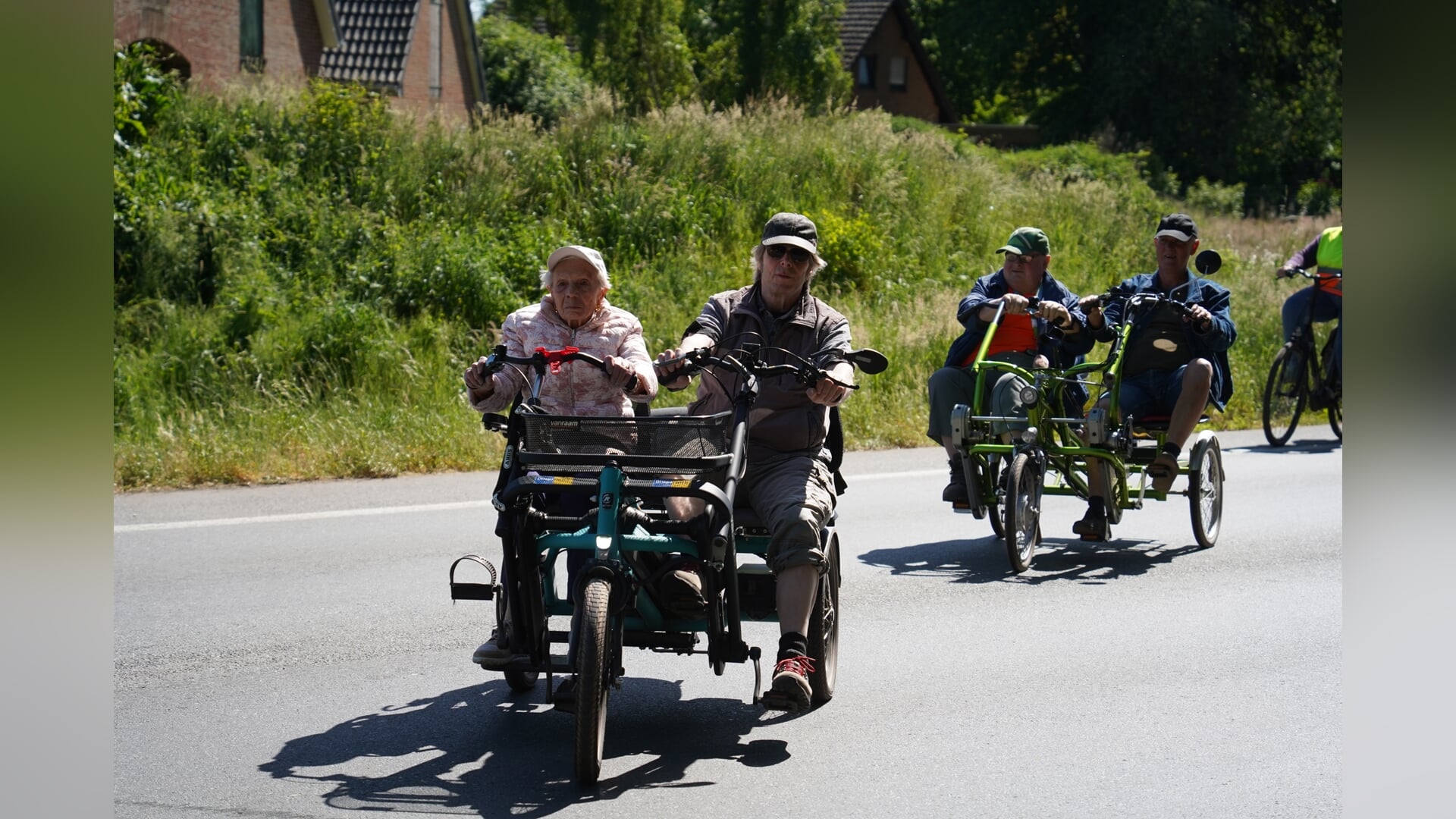 Tocht de grens over met duofietsen