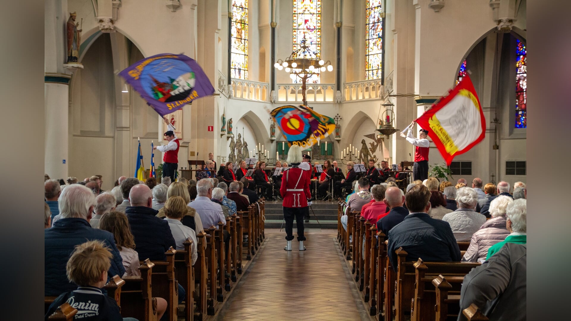 Schuttersgilde St. Switbertus viert Patroonsdag: samen onderweg