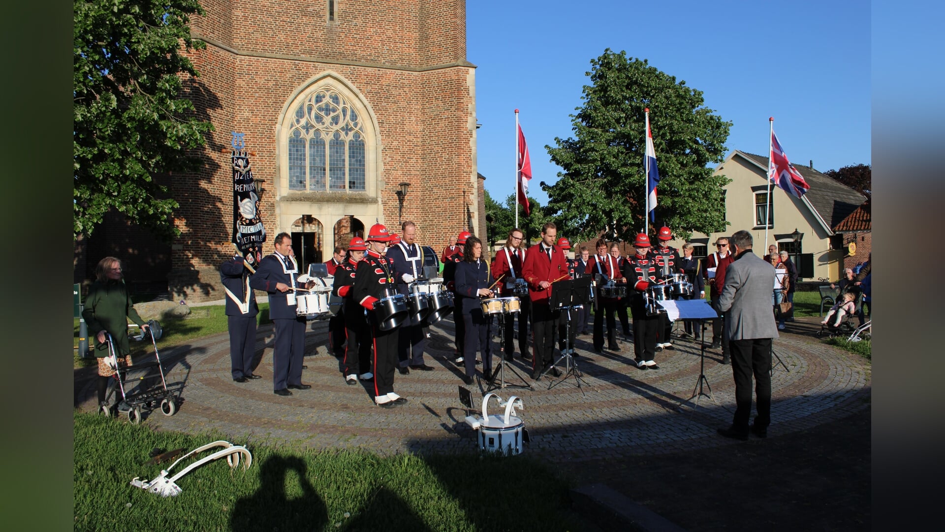4 en 5 mei comité Neede zoekt versterking na succesvolle herdenking