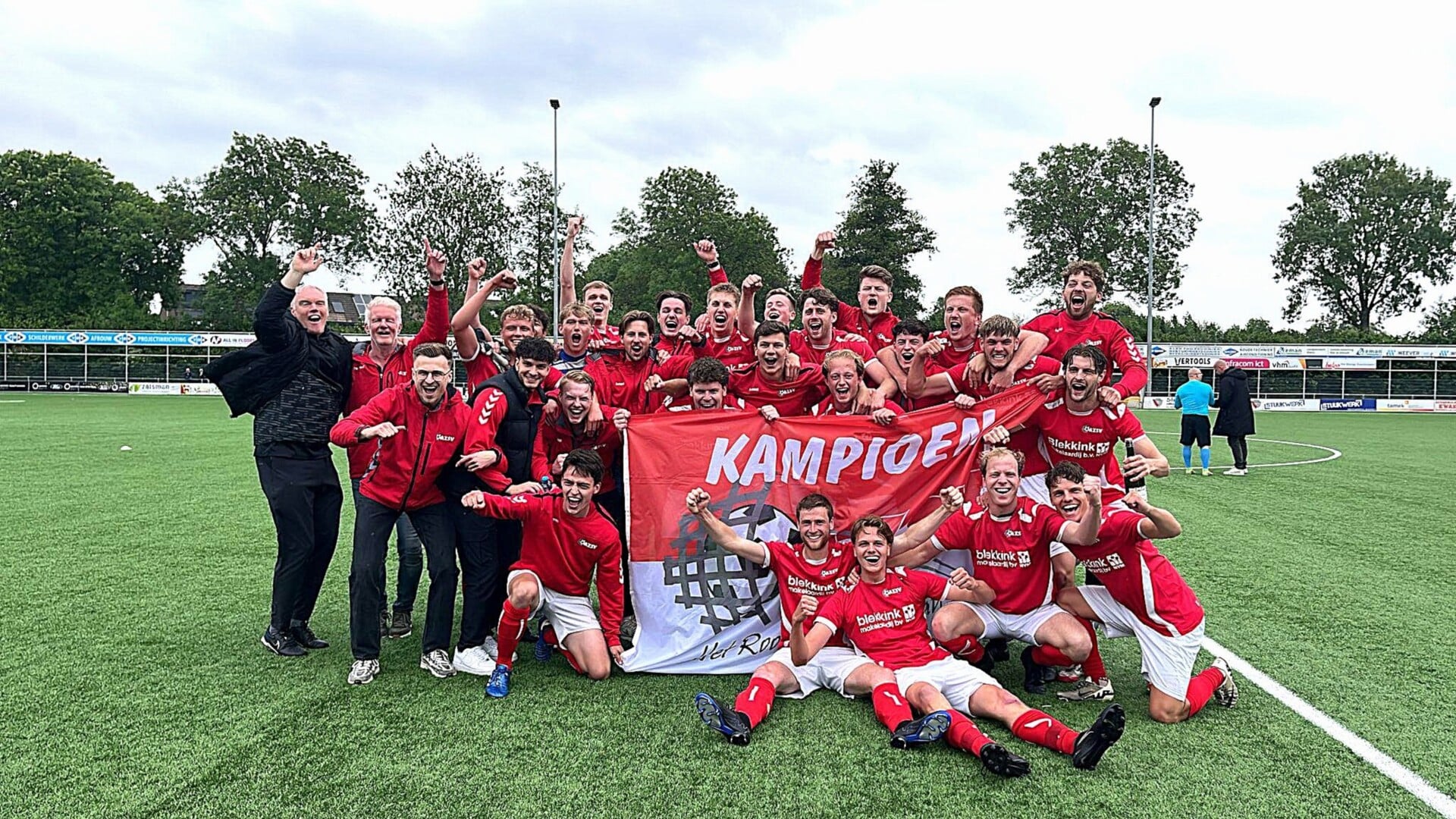 AZSV 2 op weg naar het landskampioenschap
