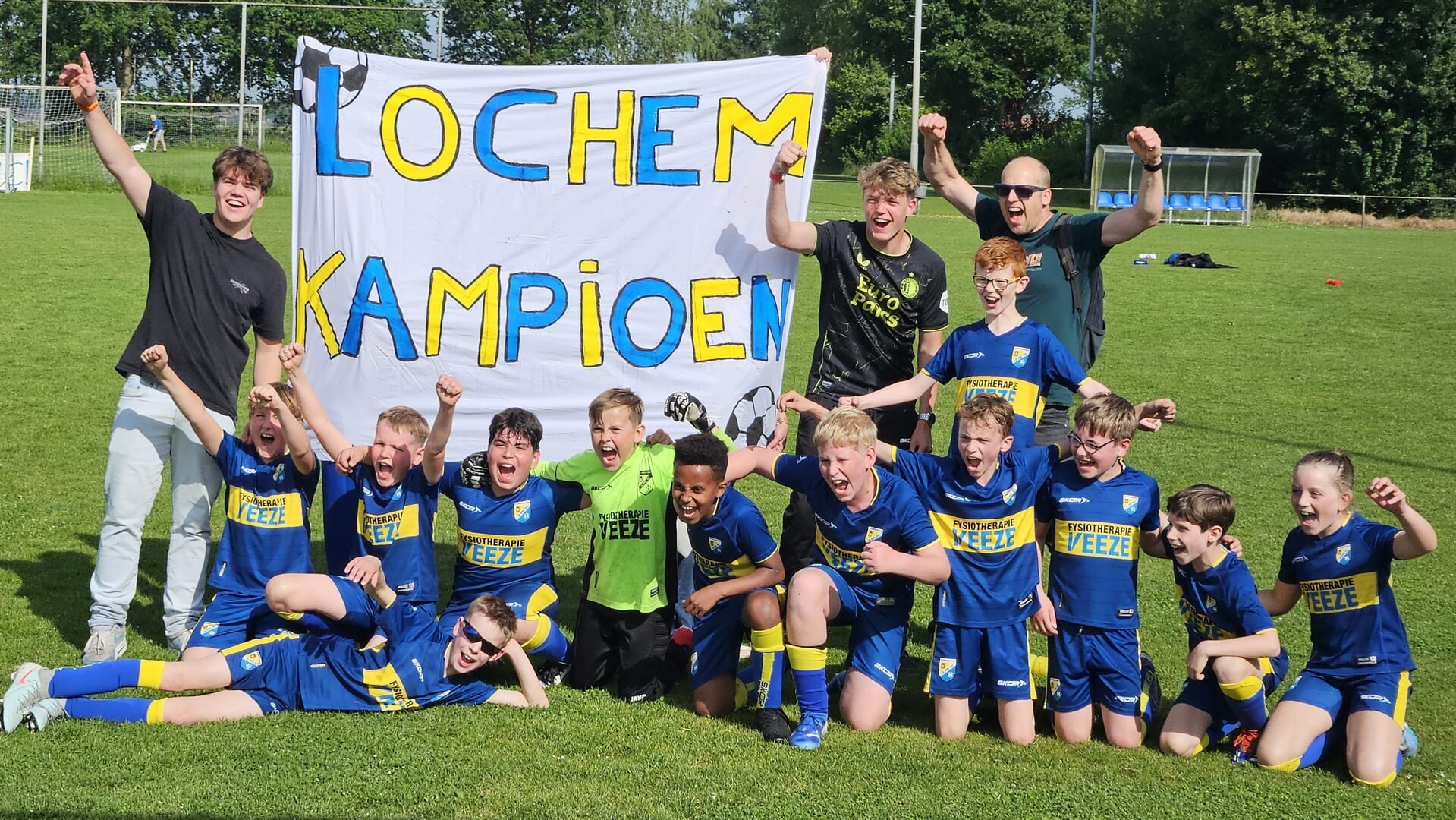 Sportclub Lochem JO11-2 kampioen | Sport - Achterhoeknieuws.nl