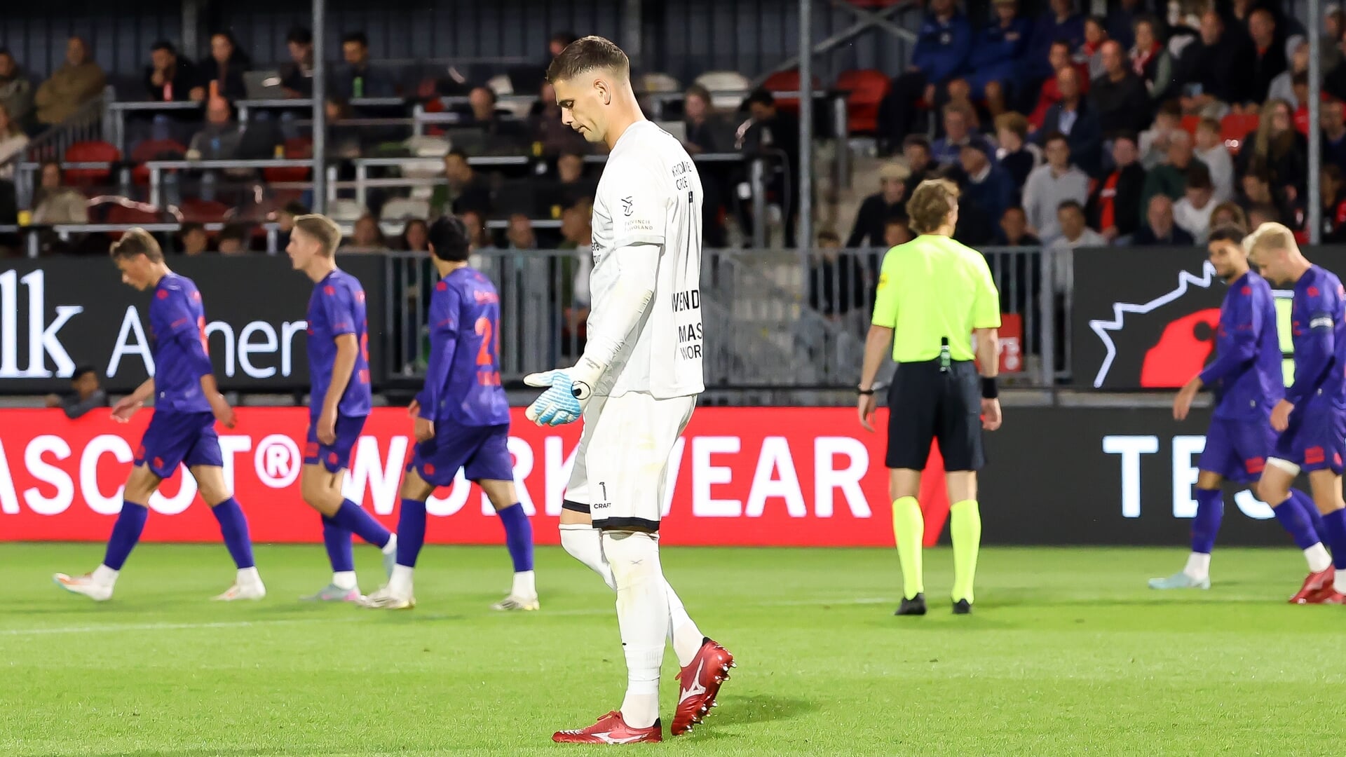 Almere City wint clash met Dordrecht