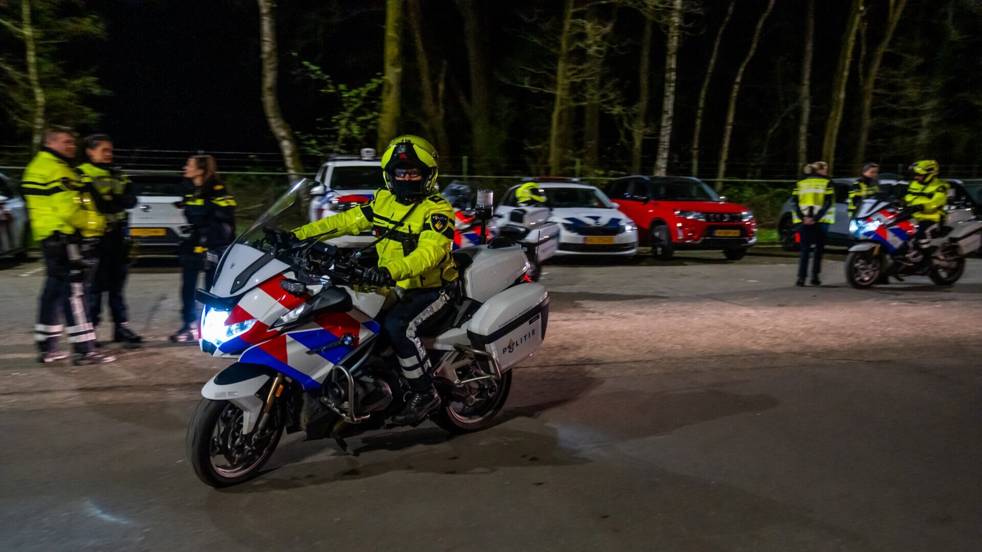 Boetes En Waarschuwingen Bij Grote Politiecontrole - Adverteren Geldrop ...