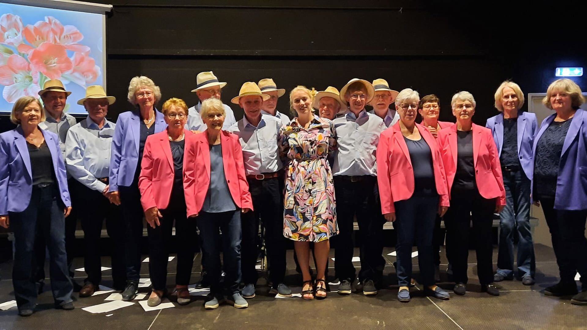 80-jarig Zanglust in Heesselt voor 80 jaar bevrijding