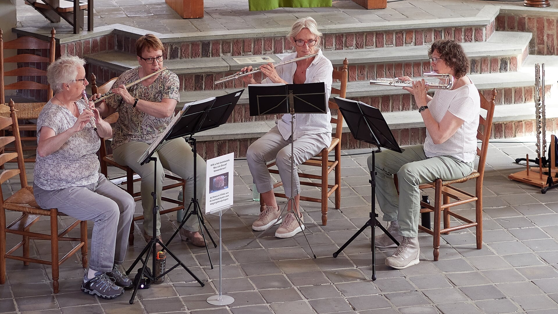 ADIE Fluitkwartet in Almense kerk