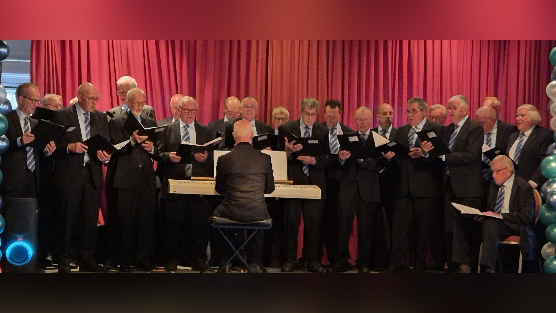 Concert van Christelijk Heurns Mannenkoor