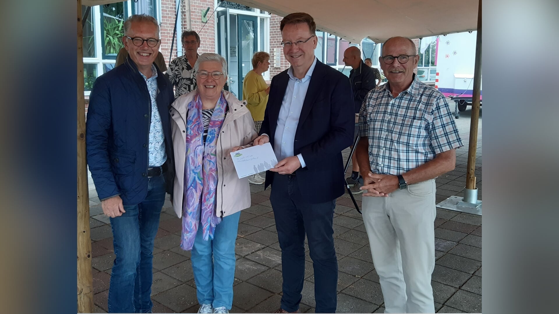 Halle’s Belang en Werkgroep Buitengebied Halle ontmoeten nieuwe burgemeester Van Domburg