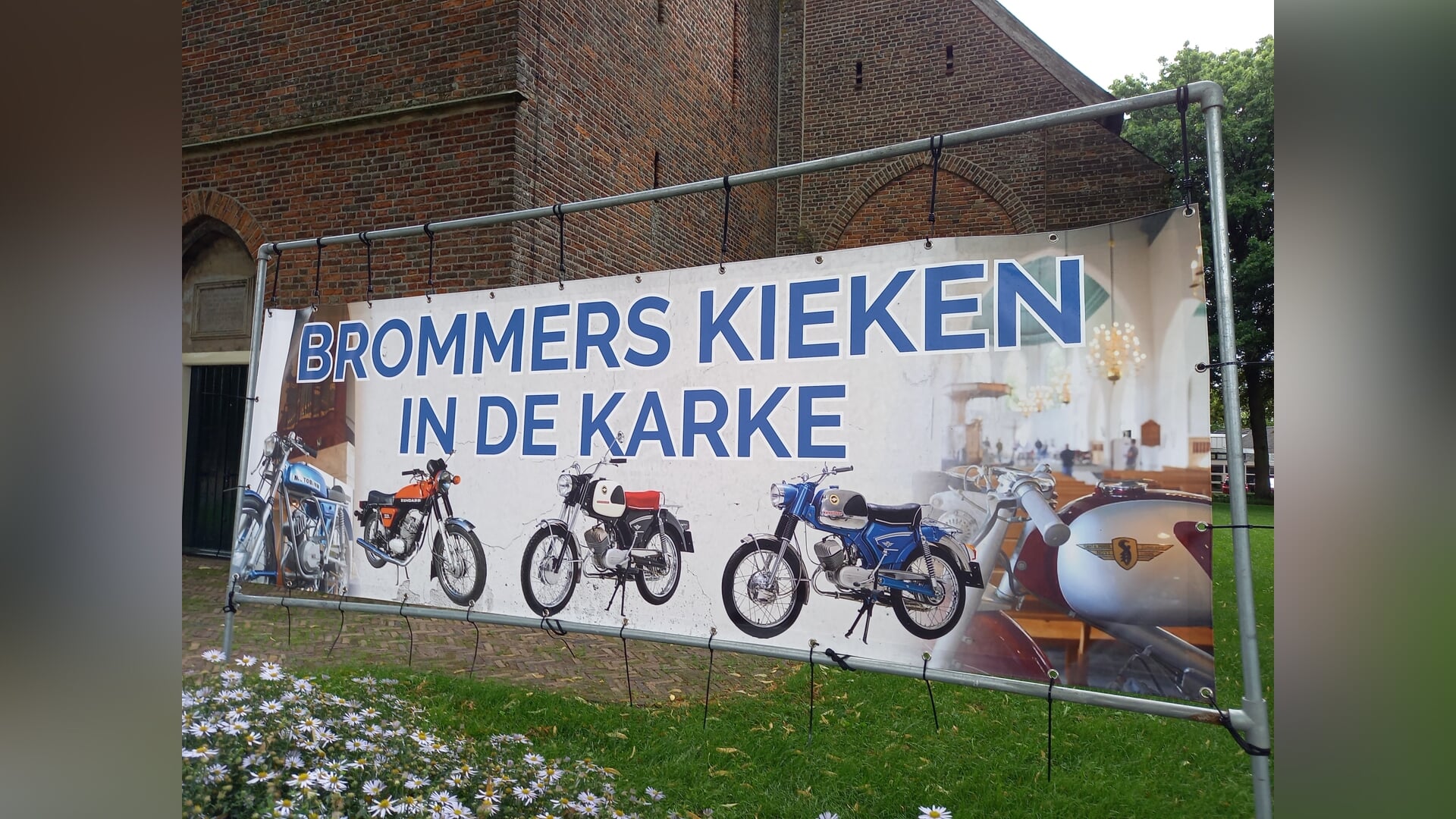 Dialect-kerkdienst in de Steenderense Remigiuskerk
