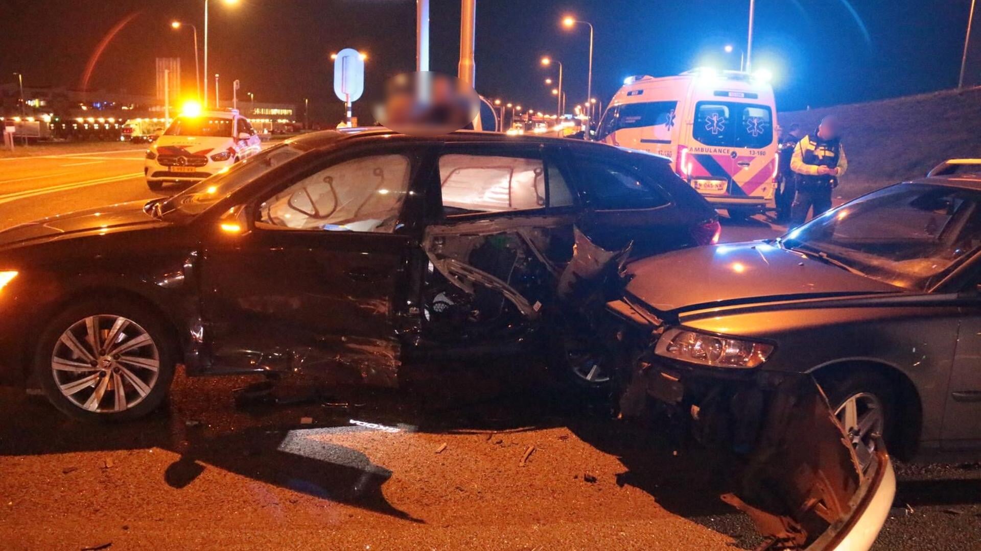 Zwaar ongeval op kruising Legmeerdijk met N201 in Amstelveen