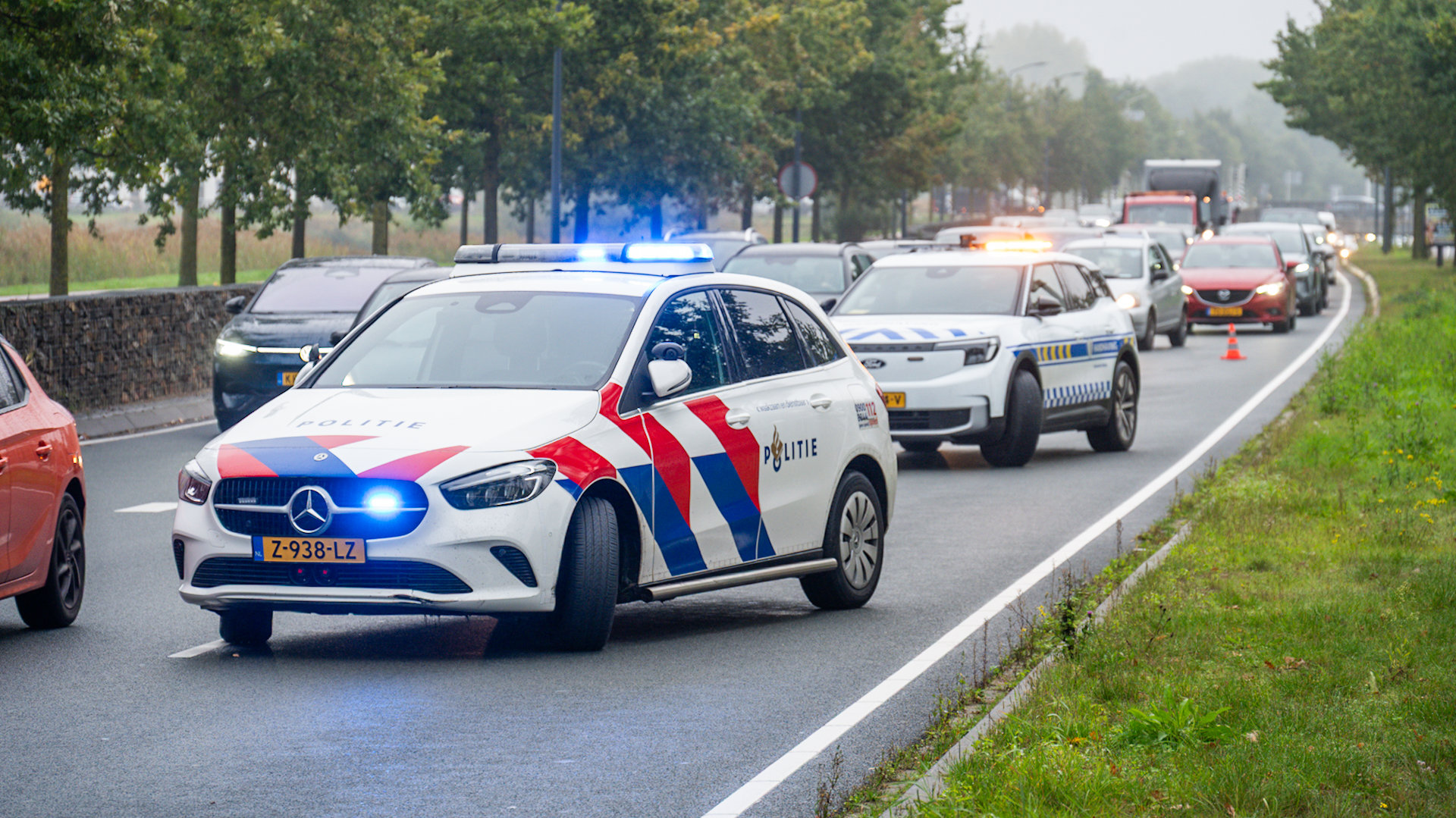 Lange file op Nieuwe Kadijk na ongeval met meerdere auto’s ...
