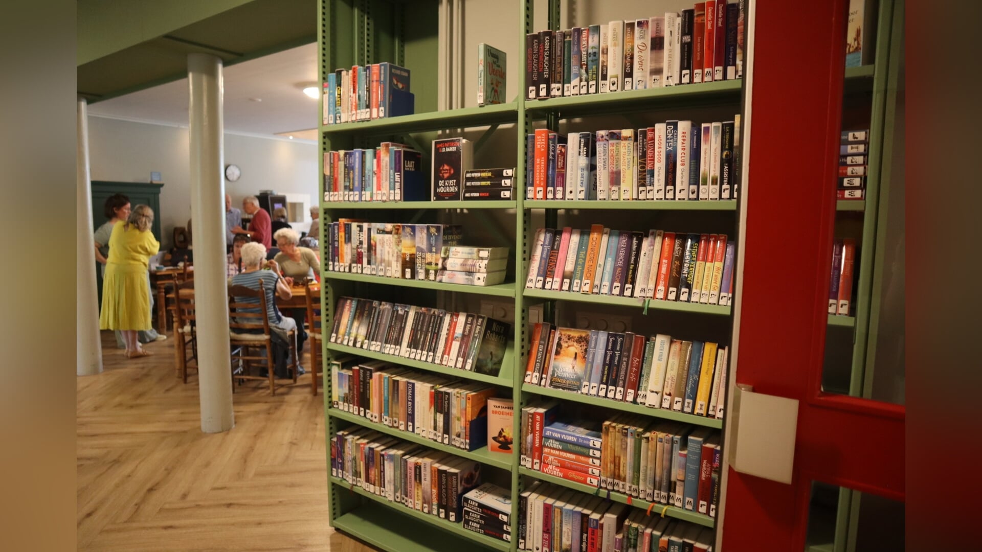 Burgemeester opent Bibliotheek Steenderen feestelijk
