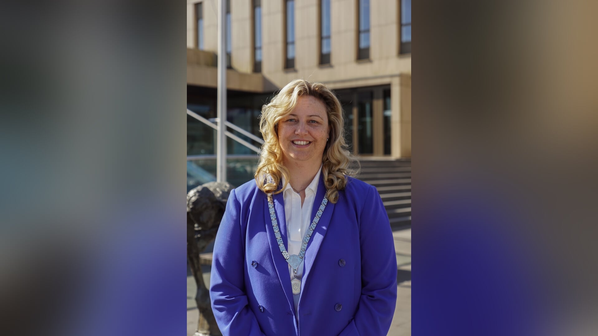 Burgemeester Harriët Westerdijk: ‘Ik blijf gewoon mezelf, ook met de ambtsketen om mijn schouders’