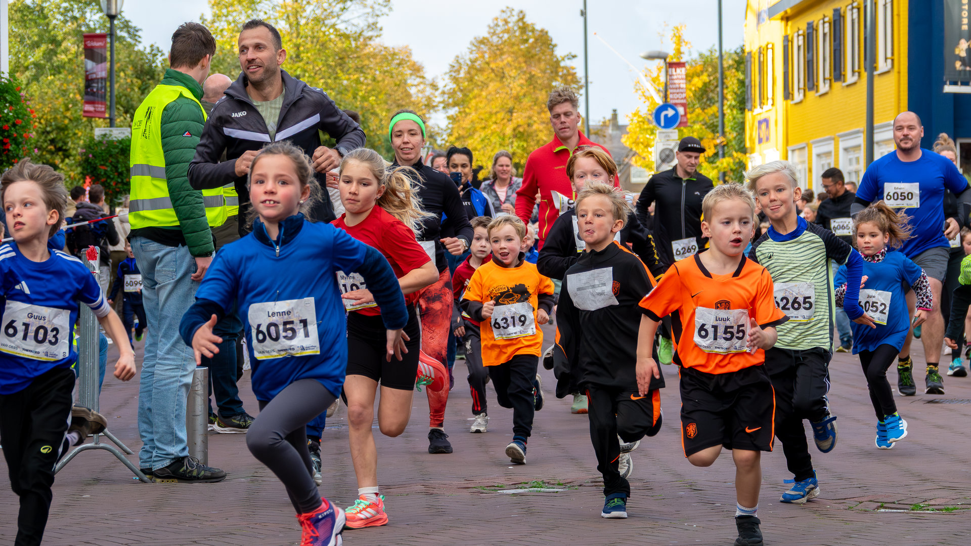 Deelnemers Van Oers Marathon Brabant trotseren storm Boelo