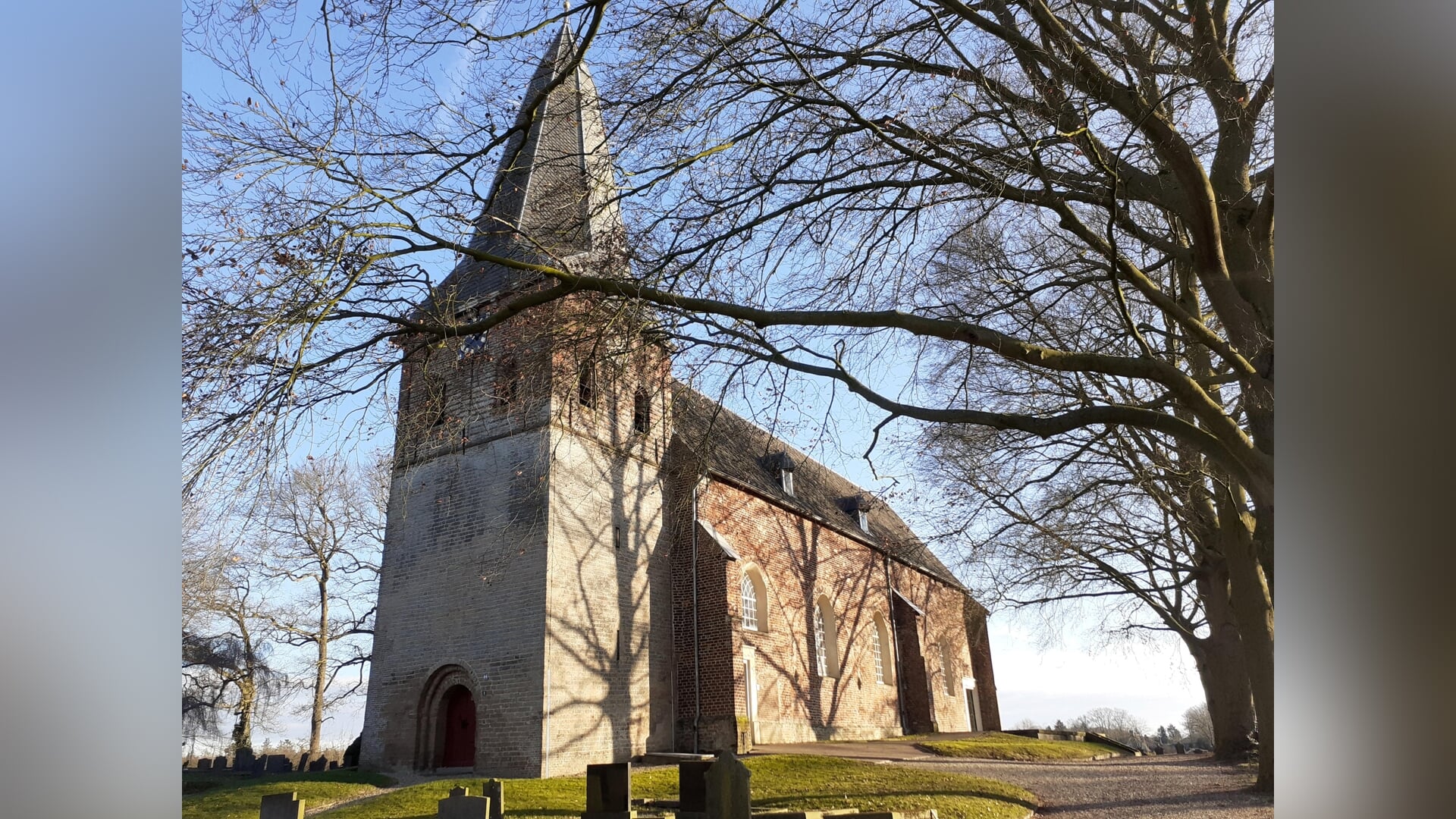 Dorpskerk Hoog-Keppel, centrum van het sociale leven