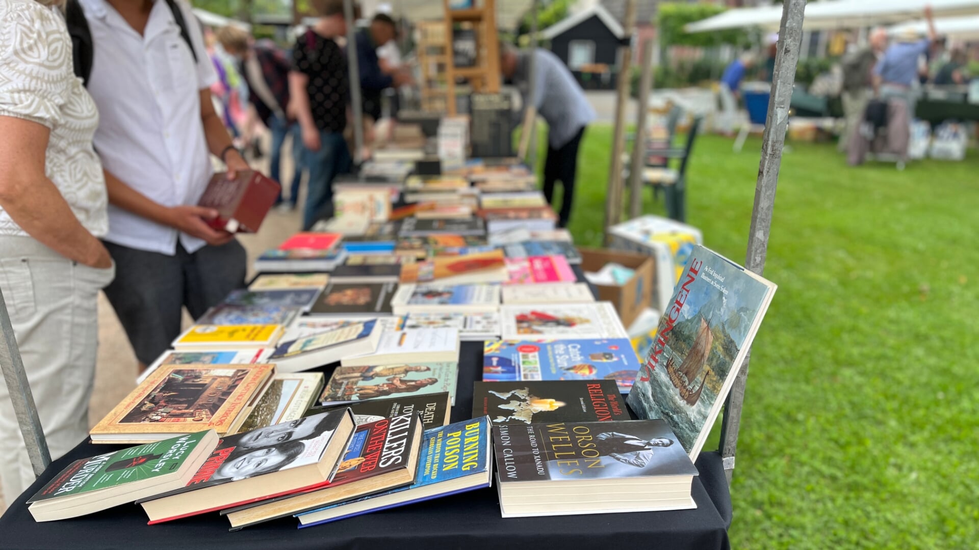 Internationale Herfst-boekenmarkt bij de Koppelkerk
