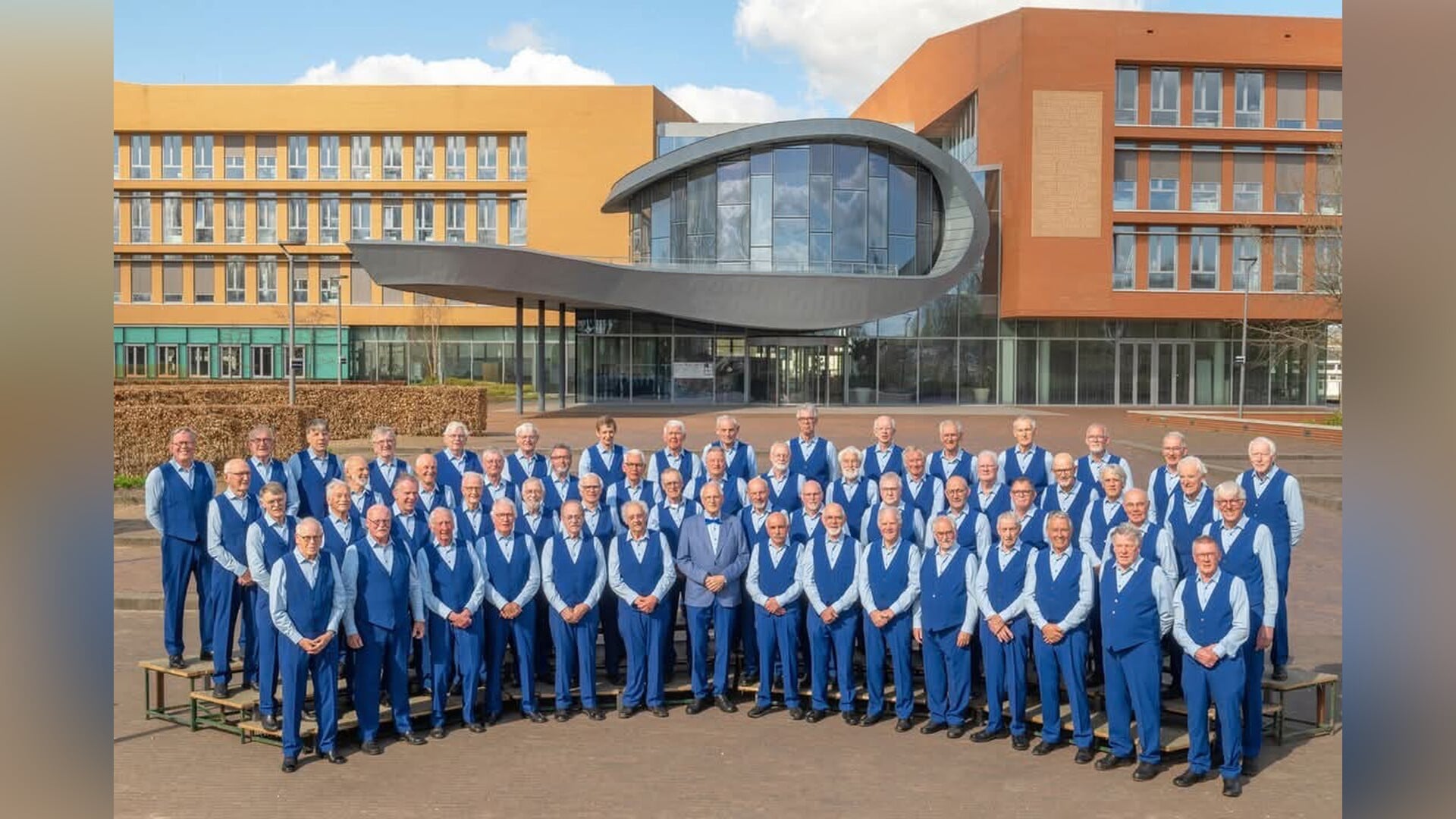 Jubilerend Lochems Mannenkoor hoopt ook vijftigers en zestigers aan zich te binden