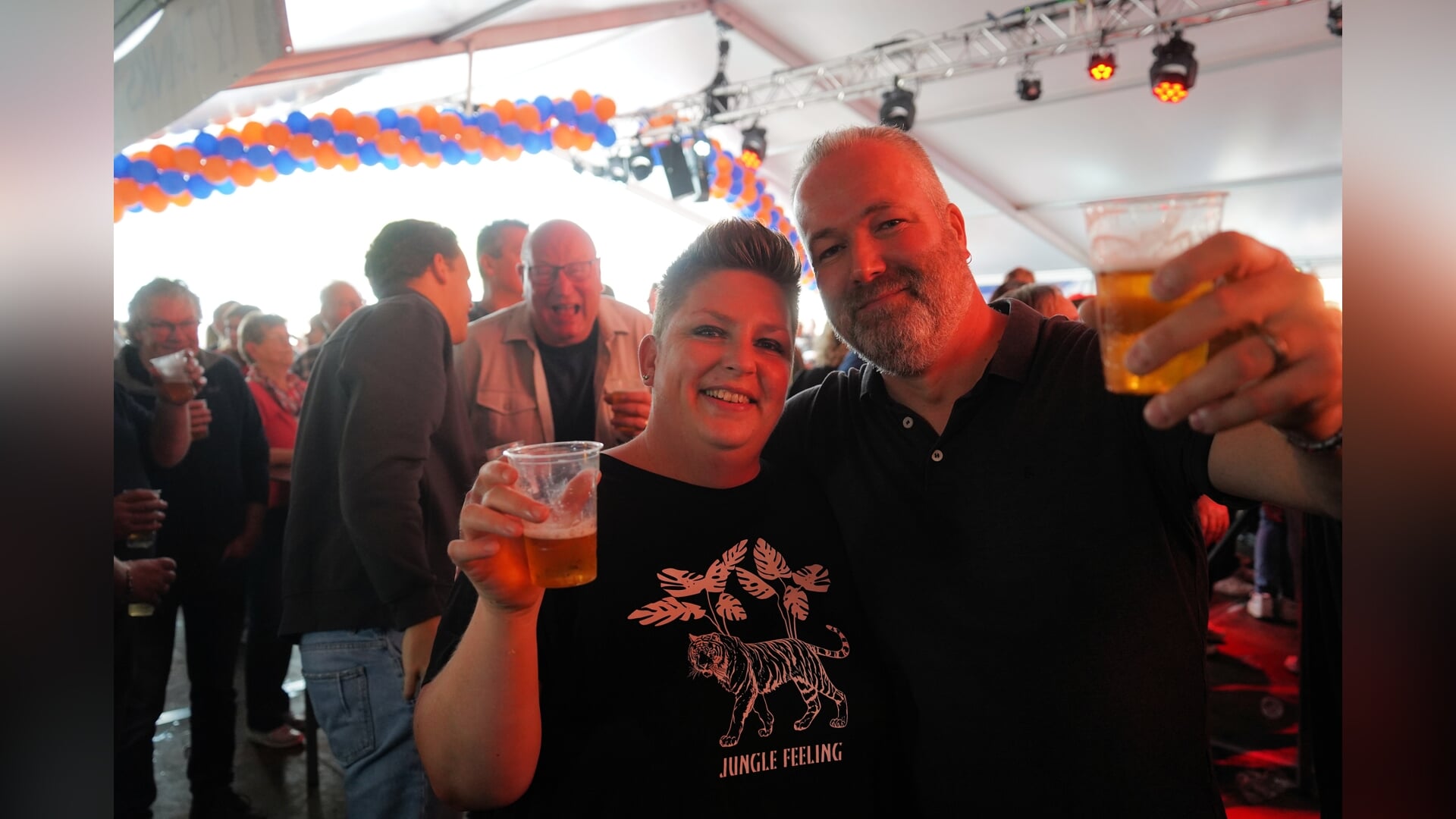 FOTO’S: VVNF viert 55-jarig jubileum met feestweekend vol muziek en gezelligheid