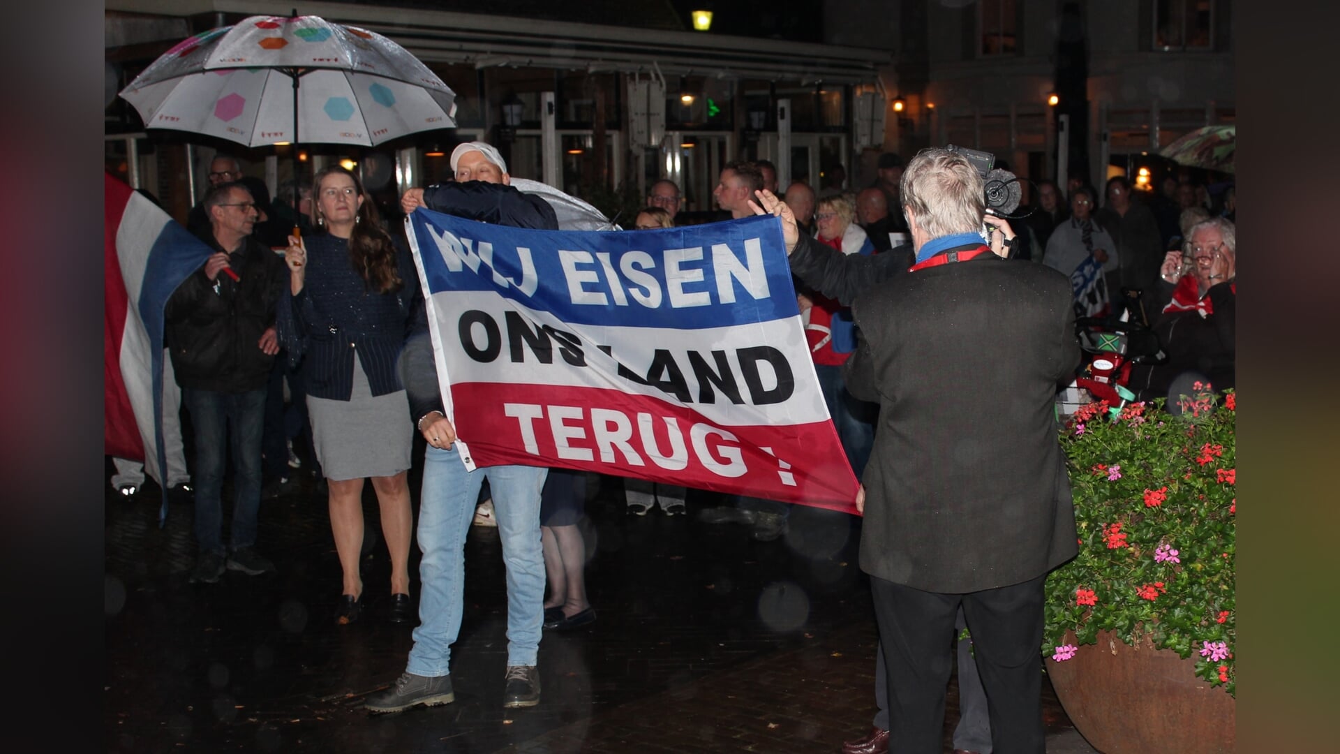 Rustig verlopen herrieprotest tegen komst AZC in Aalten