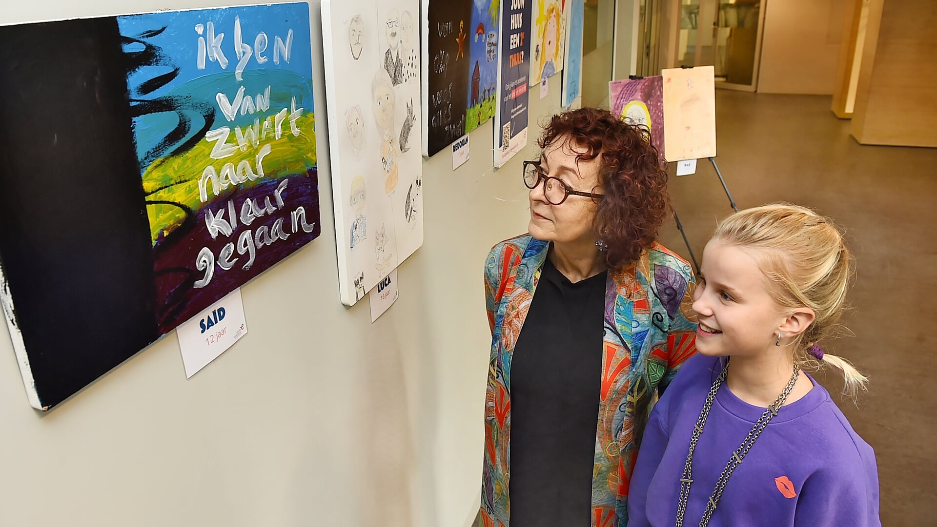 Expositie schilderijen van pleegkinderen in Didam vraagt aandacht voor pleegzorg