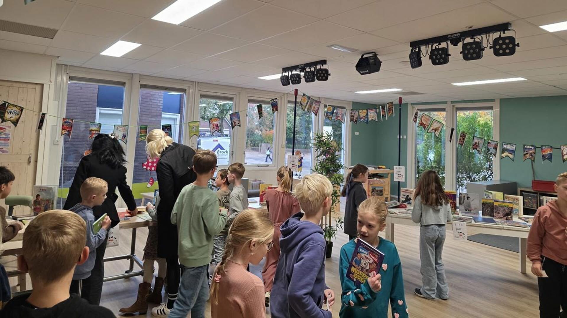 Boeken ruilen, verhalen delen: De Toorts viert leesplezier tijdens Kinderboekenweek