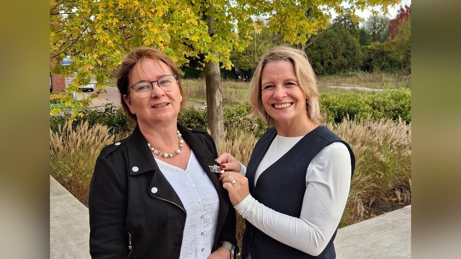 Gemeente huldigt mantelzorgers met nieuw lintje