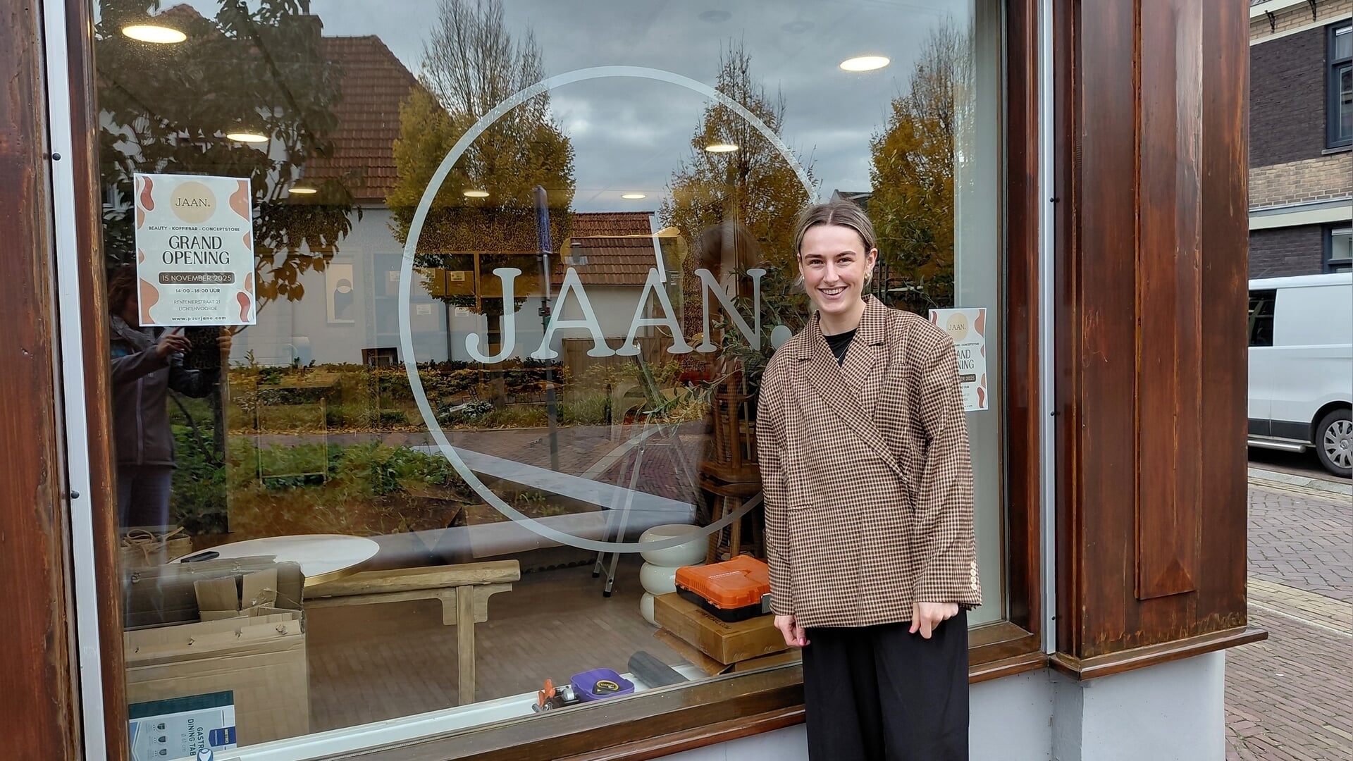 Rentenierstraat 21 Lichtenvoorde krijgt hippe invulling met hip koffietentje